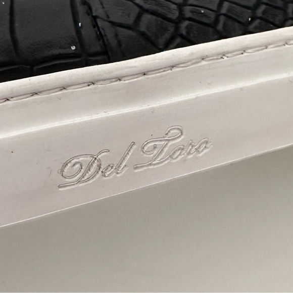 Del Toro Black Crocodile Embossed Chelsea Sneakers main image 7
